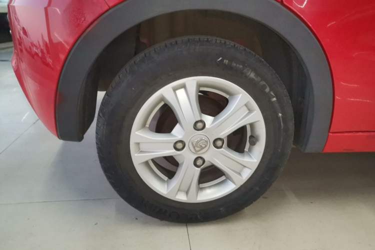 Used Baojun 310 2016 1.2L Manual Luxury Model Exterior 6
