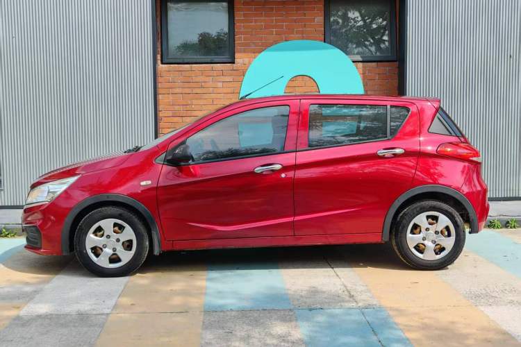 Used Baojun 310 2016 1.2L Manual Value Edition Exterior 6