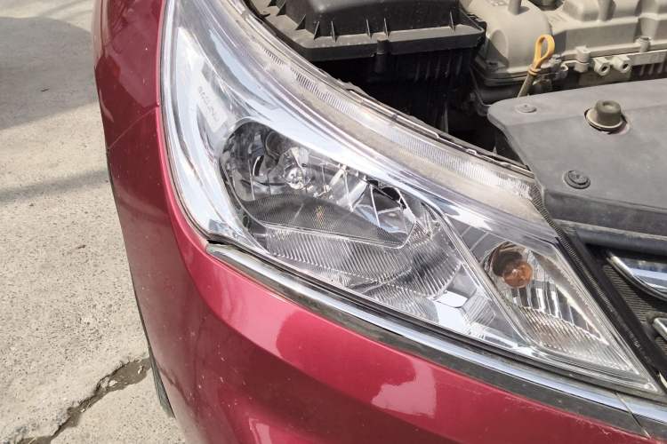 Used Baojun 310 2016 1.2L Manual Fashionable Edition Exterior 6