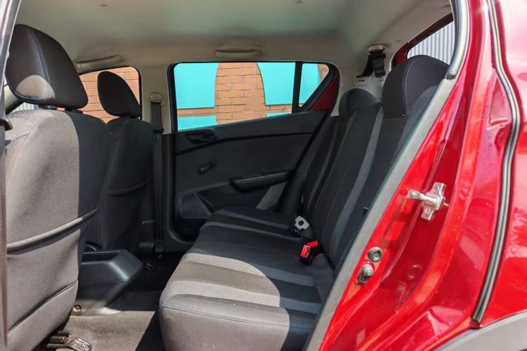 Used Baojun 310 2016 1.2L Manual Value Edition Exterior 8