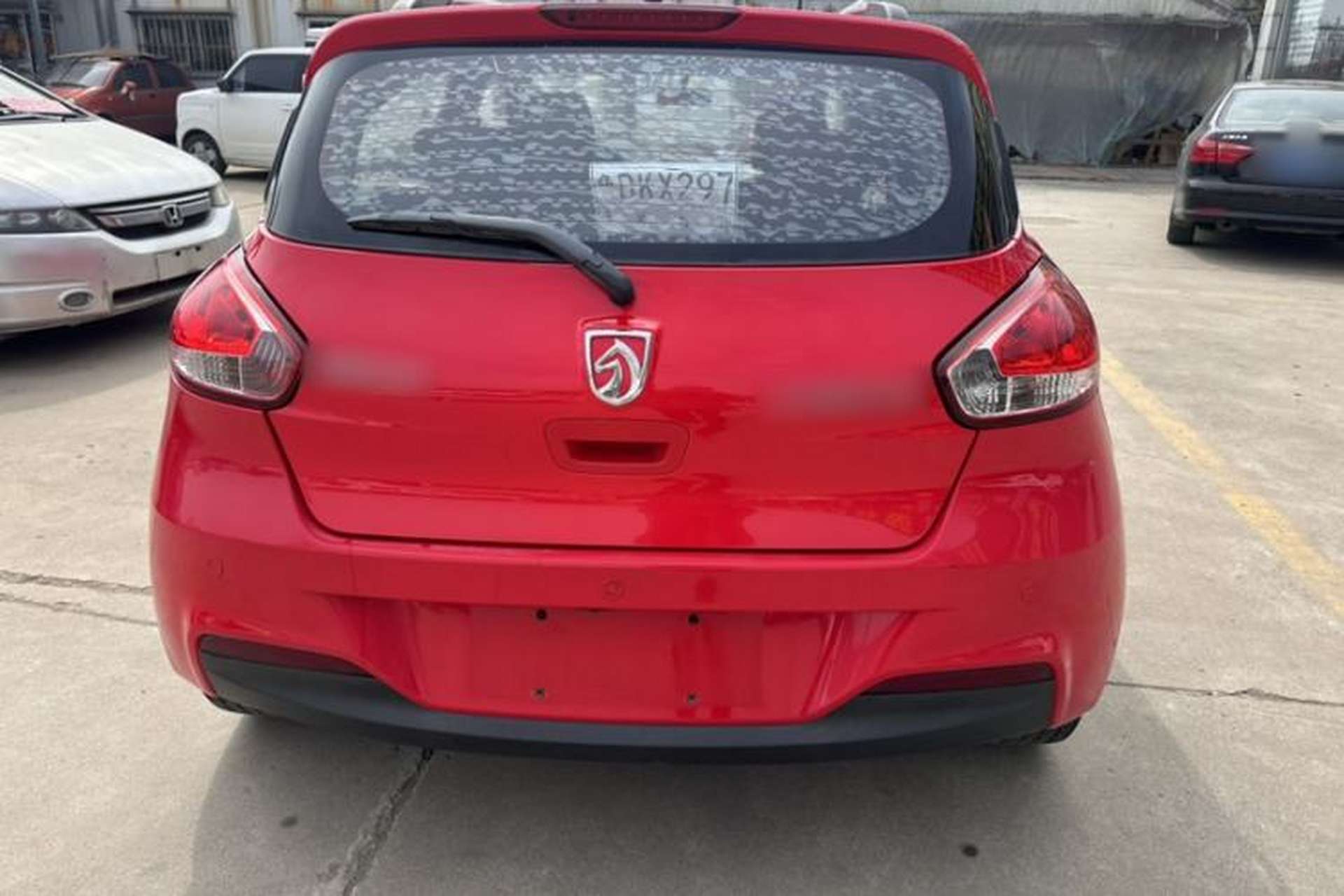 Used Baojun 310 2016 1.2L Manual Luxury Model Exterior 9