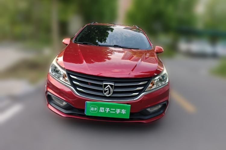 Used Baojun 310 2016 1.2L Manual Fashionable Edition Front