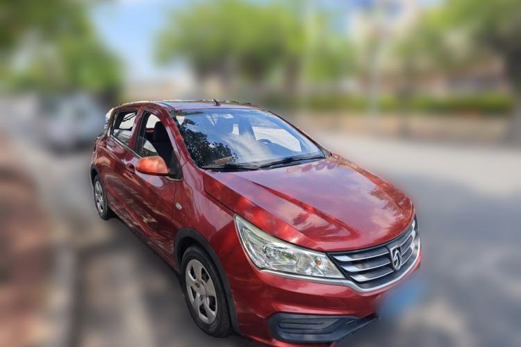 Used Baojun 310 2016 1.2L manual Comfort trim level Front Right 45 Deg