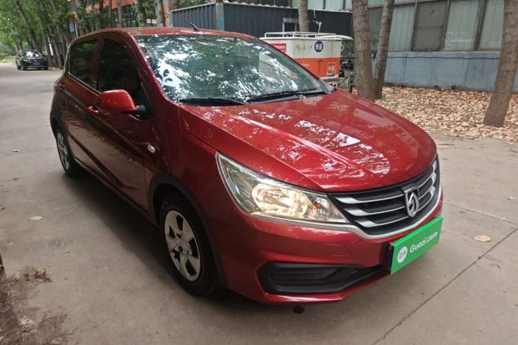 Used Baojun 310 2016 1.2L manual Comfort trim level Front Right 45 Deg
