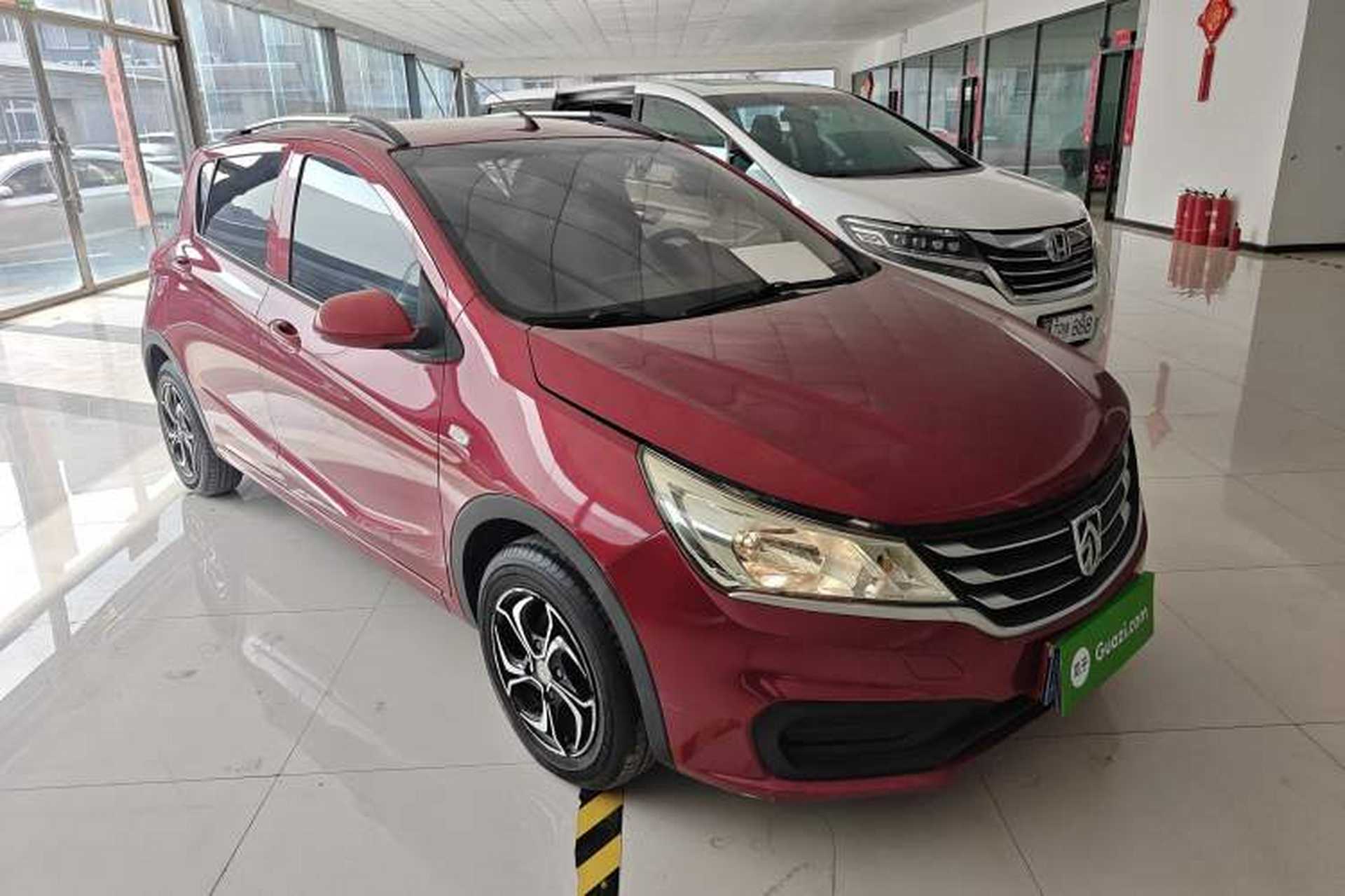 Used Baojun 310 2016 1.2L manual Comfort trim level Front Right 45 Deg