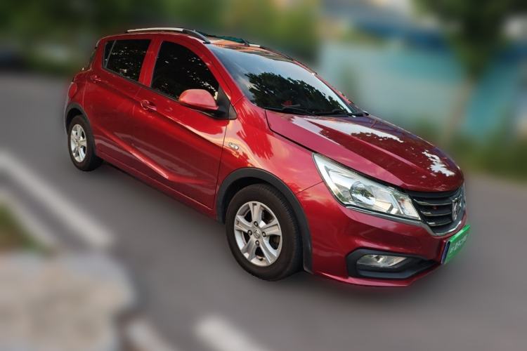 Used Baojun 310 2016 1.2L Manual Fashionable Edition Front Right 45 Deg