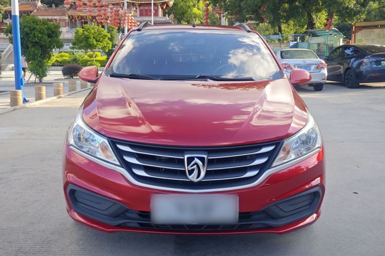 Used Baojun 310 2016 1.2L manual Comfort trim level Front