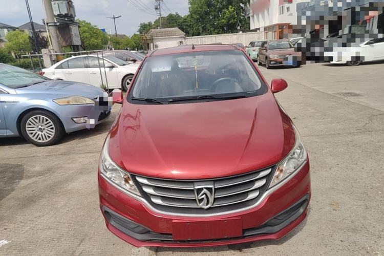 Used Baojun 310 2016 1.2L manual Comfort trim level Front