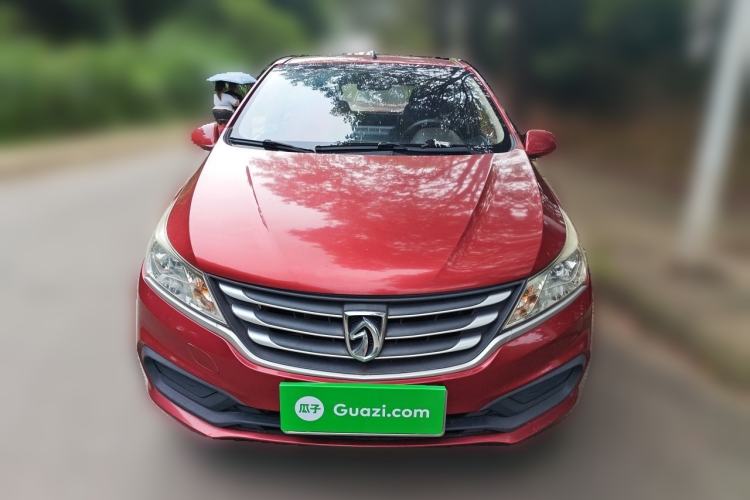 Used Baojun 310 2016 1.2L manual Comfort trim level Front