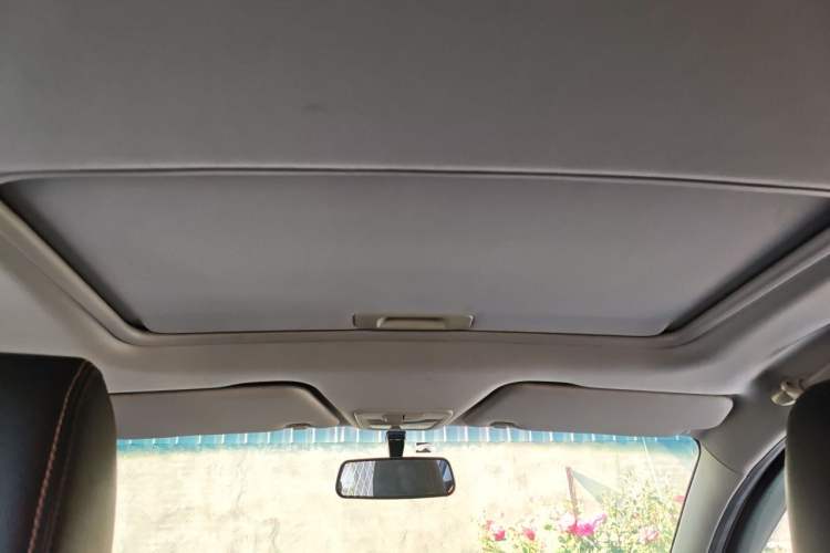 Used Baojun 310 2016 1.2L Manual Luxury Model Headliner