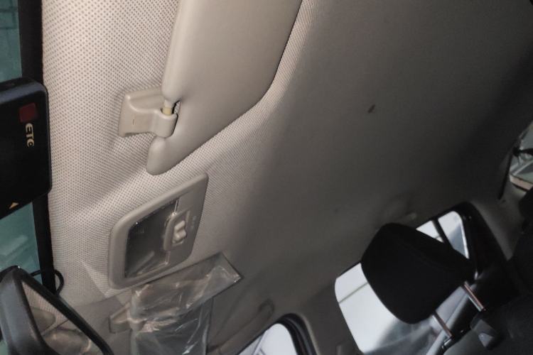 Used Baojun 310 2016 1.2L manual Comfort trim level Headliner
