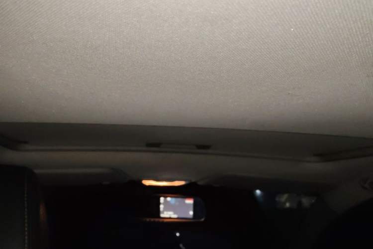Used Baojun 310 2016 1.2L Manual Luxury Model Headliner