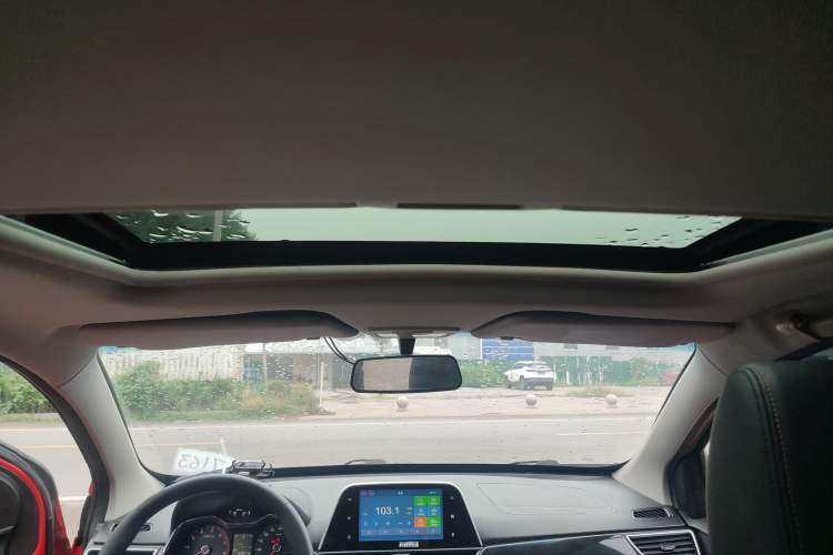 Used Baojun 310 2016 1.2L Manual Luxury Model Headliner