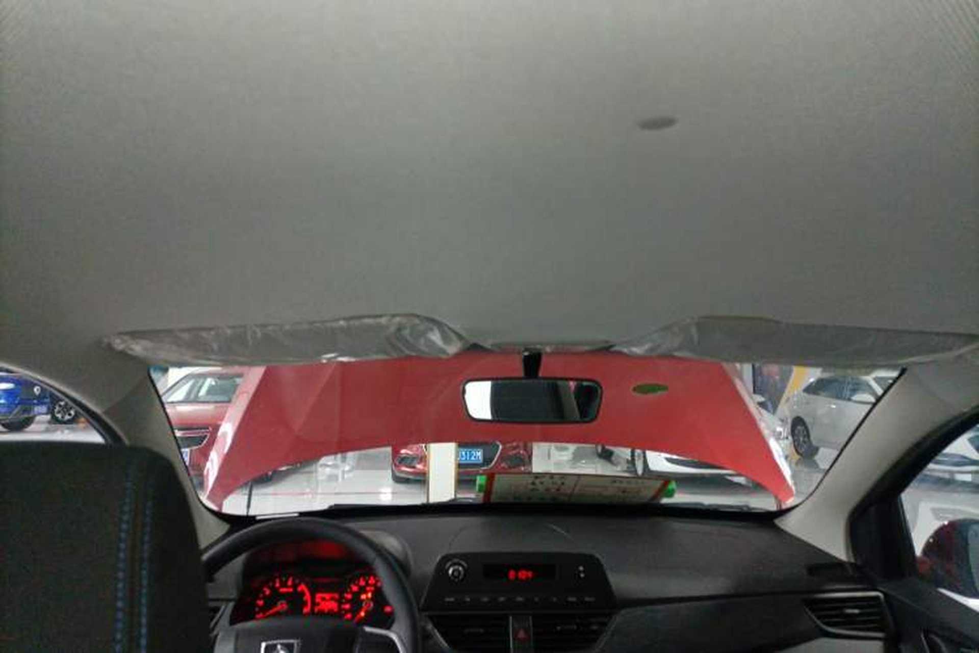 Used Baojun 310 2016 1.2L manual Comfort trim level Headliner