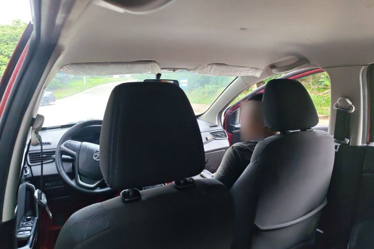 Used Baojun 310 2016 1.2L manual Comfort trim level Headliner