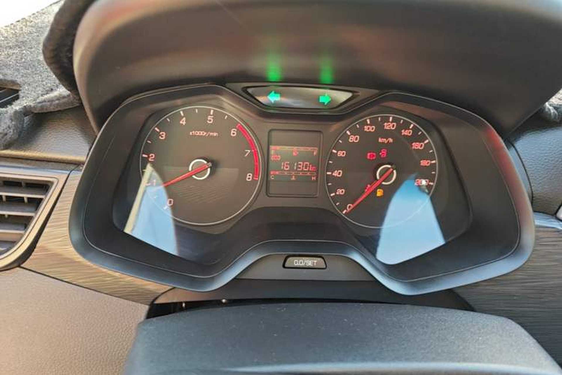 Used Baojun 310 2016 1.2L manual Comfort trim level Instrument Cluster