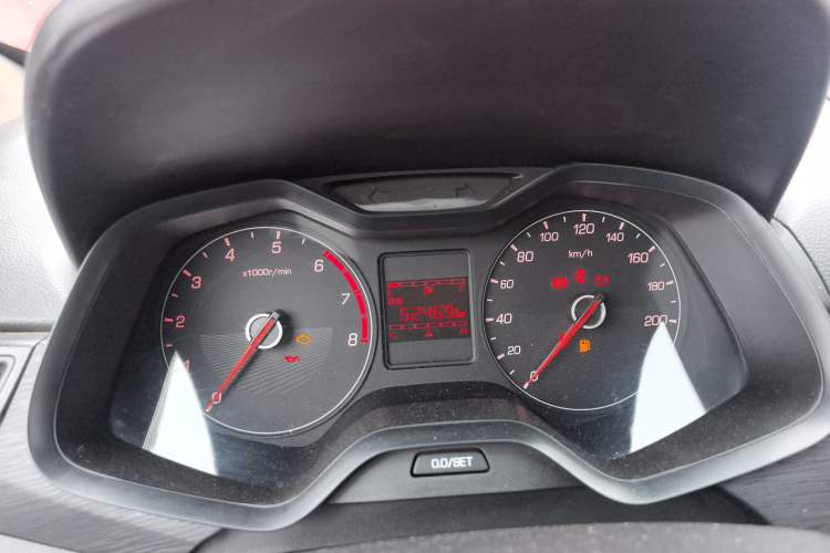 Used Baojun 310 2016 1.2L manual Comfort trim level Instrument Cluster