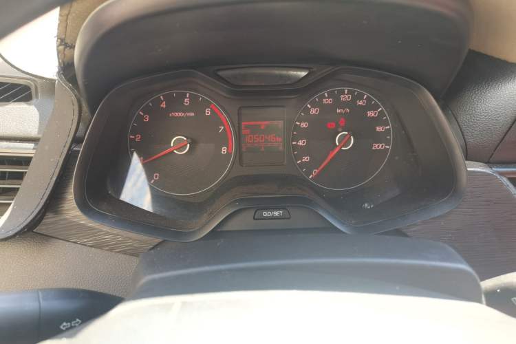Used Baojun 310 2016 1.2L manual Comfort trim level Instrument Cluster