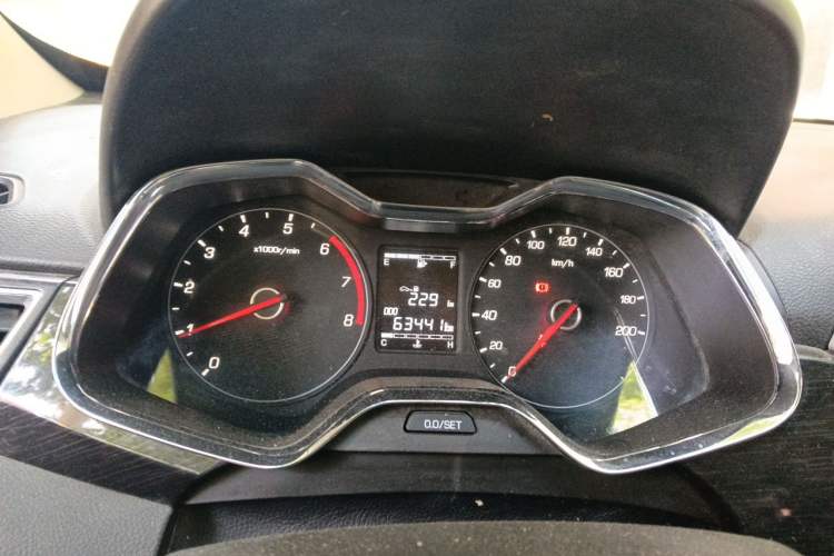 Used Baojun 310 2016 1.2L Manual Luxury Model Instrument Cluster