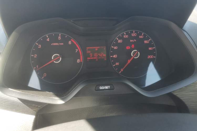 Used Baojun 310 2016 1.2L manual Comfort trim level Instrument Cluster