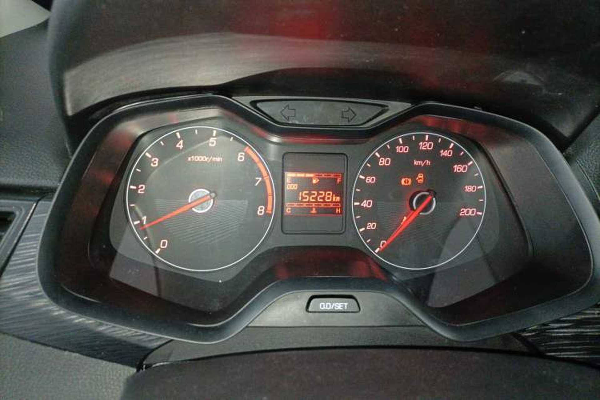 Used Baojun 310 2016 1.2L manual Comfort trim level Instrument Cluster