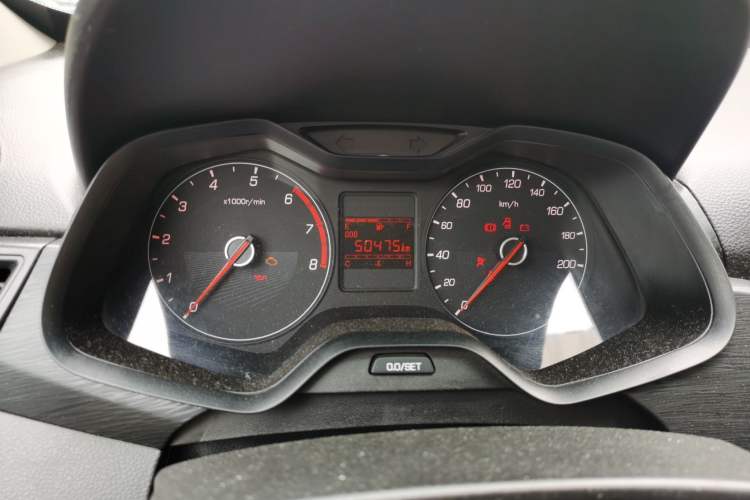 Used Baojun 310 2016 1.2L manual Comfort trim level Instrument Cluster