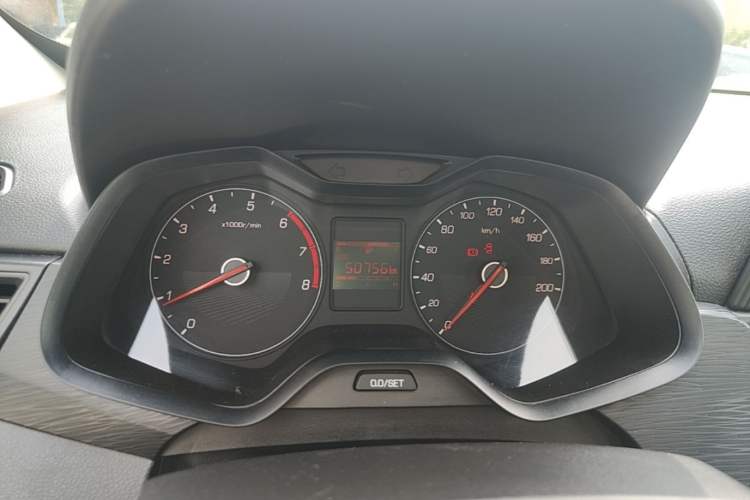 Used Baojun 310 2016 1.2L manual Comfort trim level Instrument Cluster