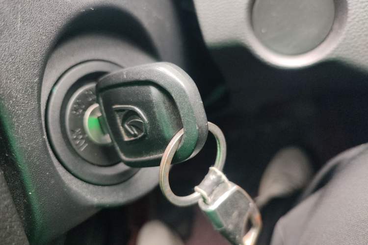 Used Baojun 310 2016 1.2L Manual Luxury Model Interior 1