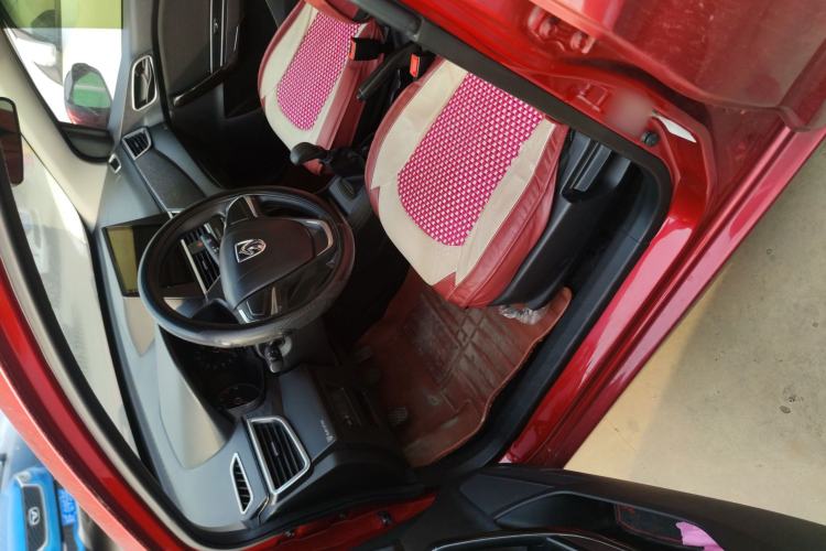 Used Baojun 310 2016 1.2L manual Comfort trim level Interior 3