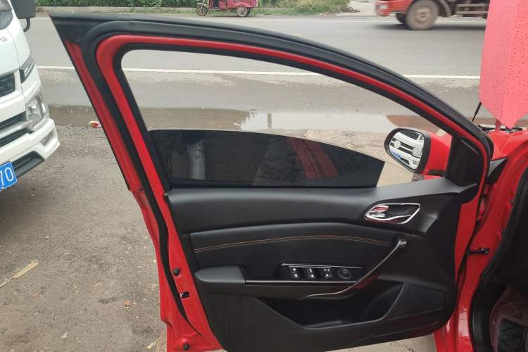 Used Baojun 310 2016 1.2L Manual Luxury Model Interior 4