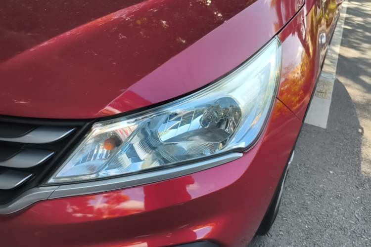 Used Baojun 310 2016 1.2L manual Comfort trim level Left Front Headlight