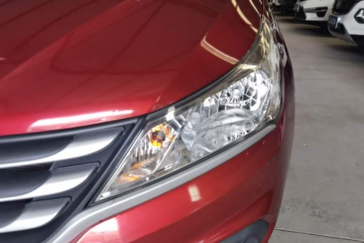 Used Baojun 310 2016 1.2L manual Comfort trim level Left Front Headlight