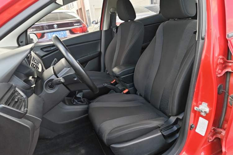 Used Baojun 310 2016 1.2L Manual Value Edition Left Front Seat