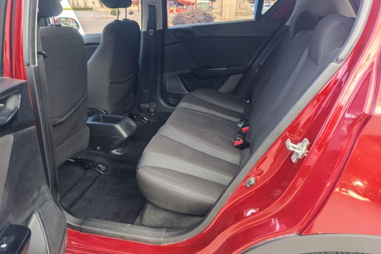 Used Baojun 310 2016 1.2L manual Comfort trim level Left Rear Seat
