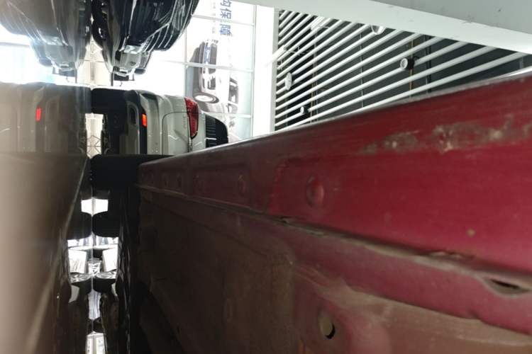 Used Baojun 310 2016 1.2L Manual Fashionable Edition Left Side Sill