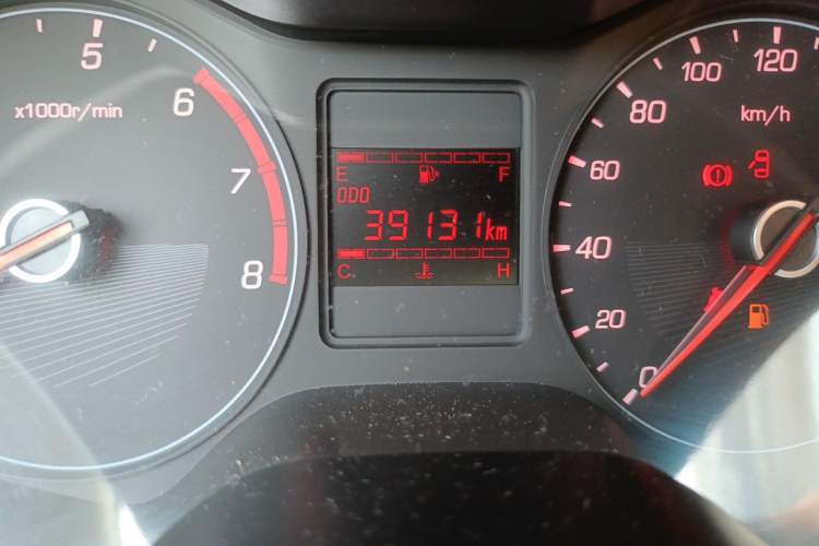 Used Baojun 310 2016 1.2L Manual Value Edition Odometer Close Up