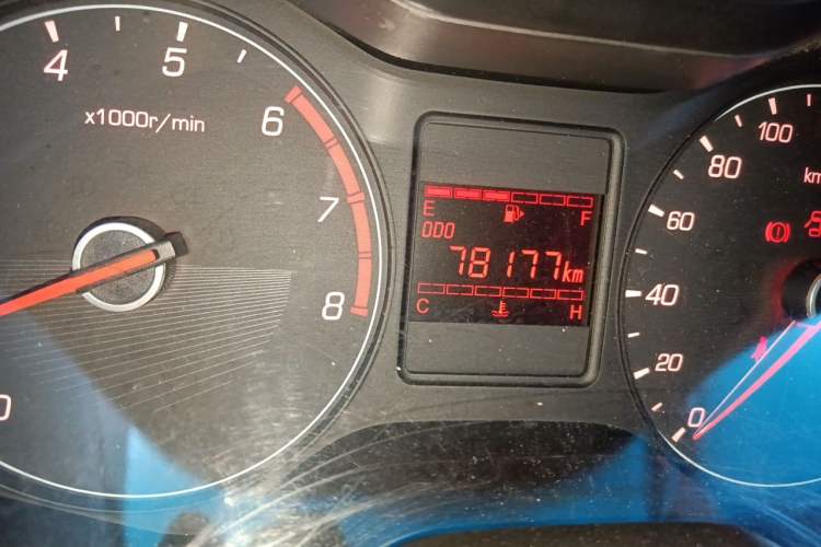 Used Baojun 310 2016 1.2L Manual Value Edition Odometer Close Up