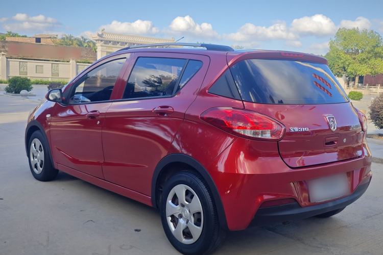 Used Baojun 310 2016 1.2L manual Comfort trim level Rear Left 45 Deg