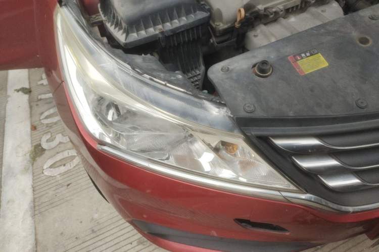 Used Baojun 310 2016 1.2L Manual Luxury Model Right Front Headlight