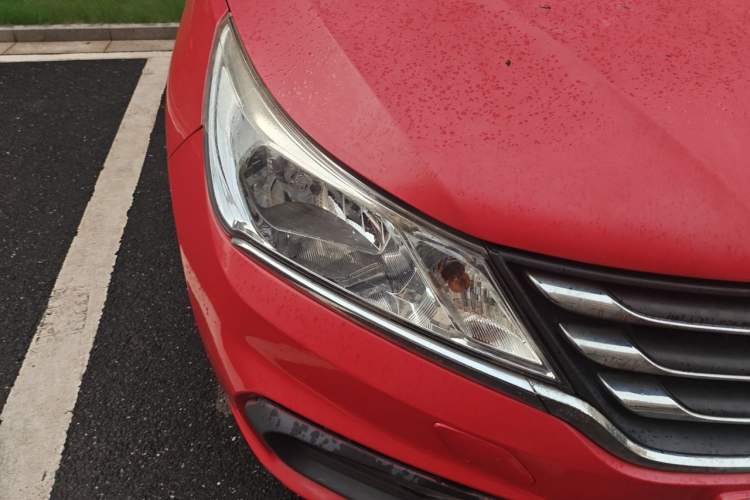 Used Baojun 310 2016 1.2L Manual Luxury Model Right Front Headlight