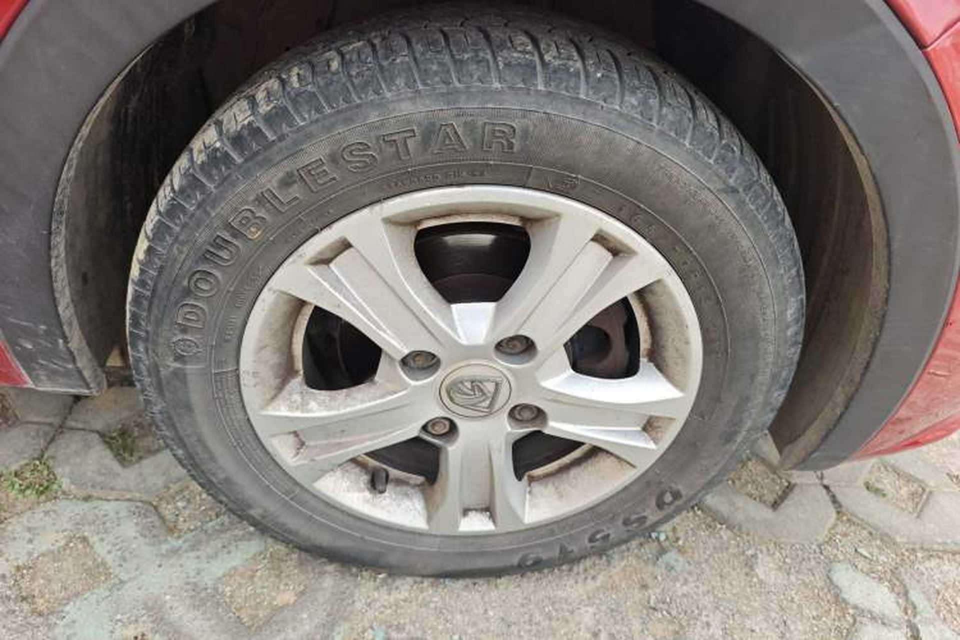 Used Baojun 310 2016 1.2L manual Comfort trim level Right Front Wheel Hub