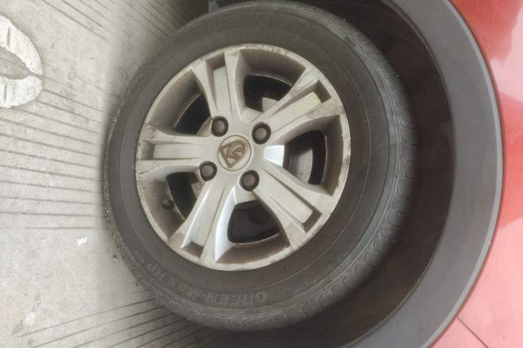 Used Baojun 310 2016 1.2L Manual Luxury Model Right Front Wheel Hub