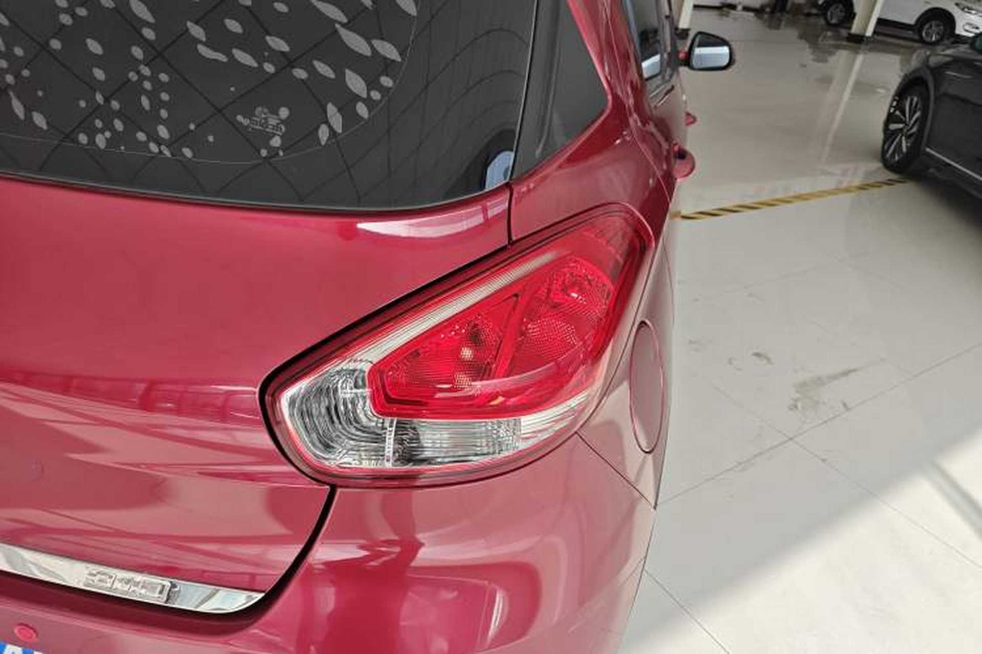 Used Baojun 310 2016 1.2L manual Comfort trim level Right Rear Taillight
