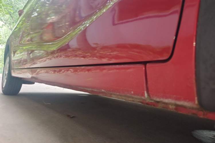 Used Baojun 310 2016 1.2L manual Comfort trim level Right Side Sill