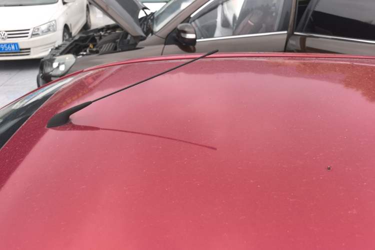 Used Baojun 310 2016 1.2L manual Comfort trim level Roof