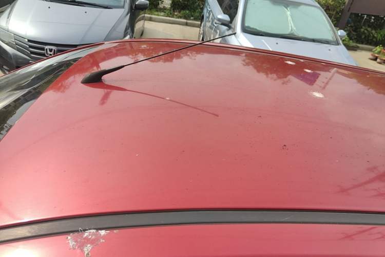 Used Baojun 310 2016 1.2L manual Comfort trim level Roof