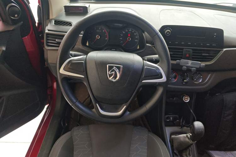 Used Baojun 310 2016 1.2L manual Comfort trim level Steering Wheel