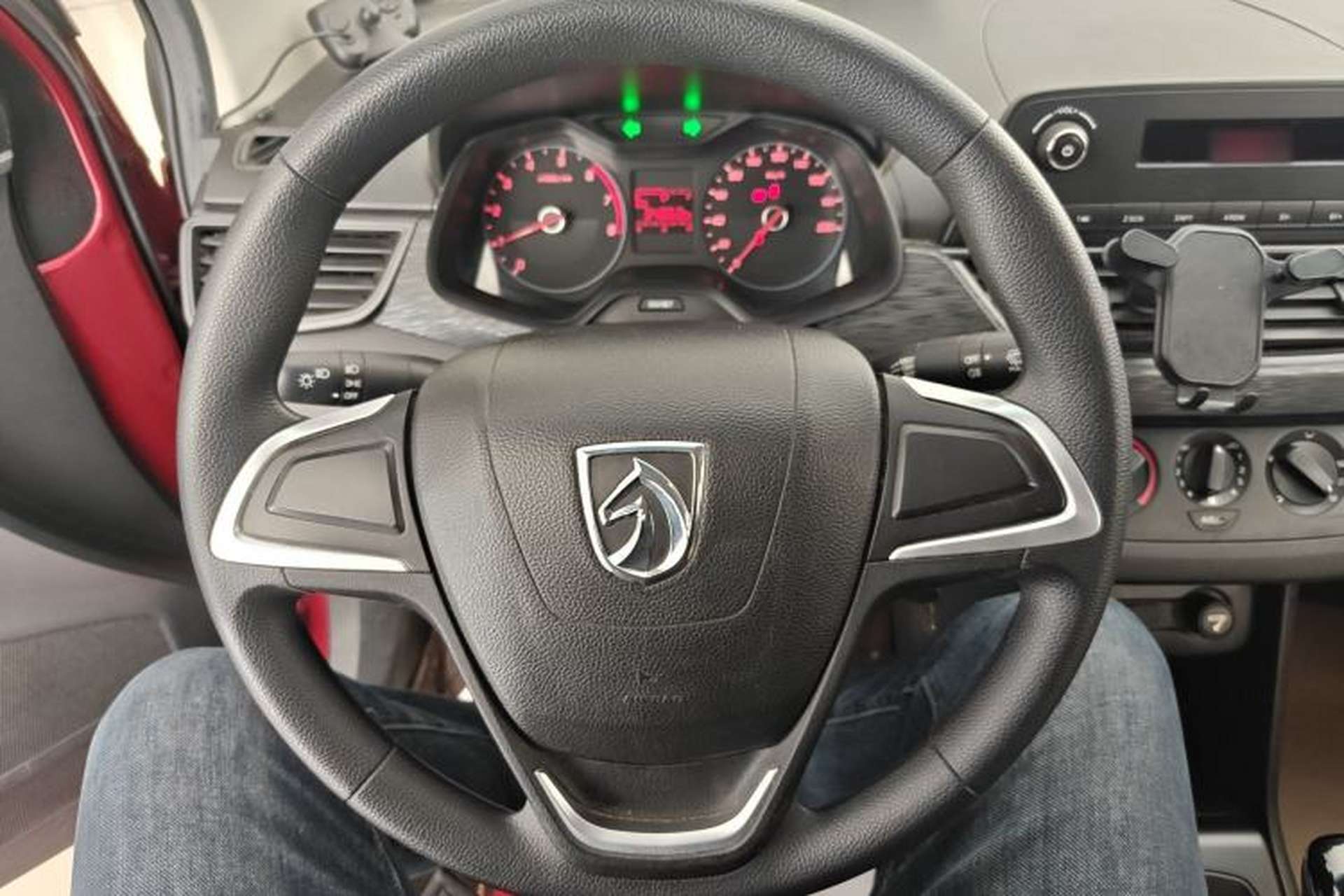 Used Baojun 310 2016 1.2L manual Comfort trim level Steering Wheel