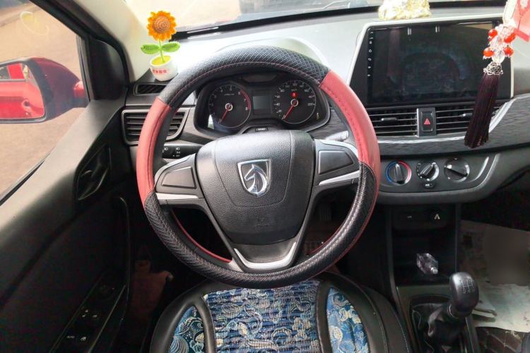 Used Baojun 310 2016 1.2L manual Comfort trim level Steering Wheel