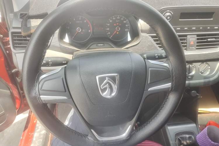 Used Baojun 310 2016 1.2L manual Comfort trim level Steering Wheel